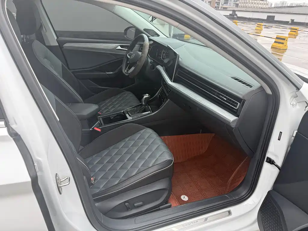 Volkswagen Sagitar — миниатюра 11