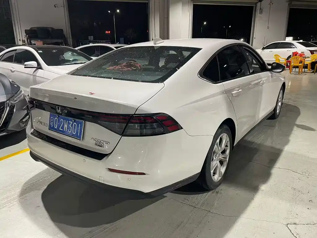 Honda Accord 2023 260TURBO Smart