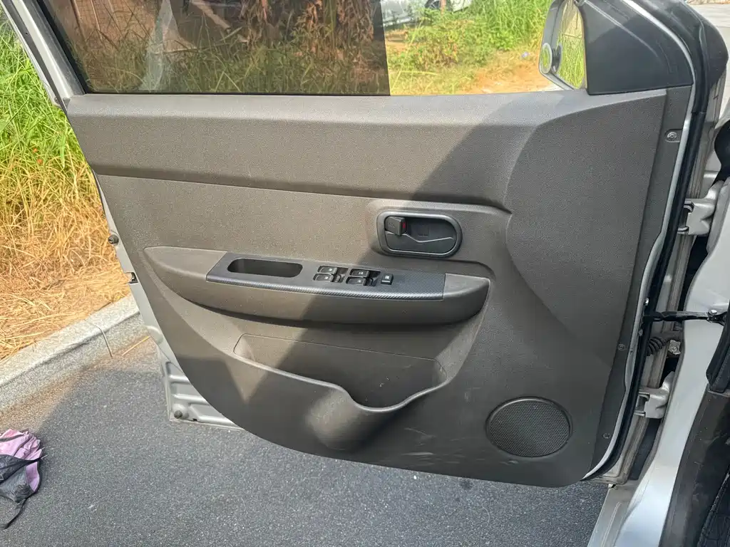 Wuling Hongguang — миниатюра 14