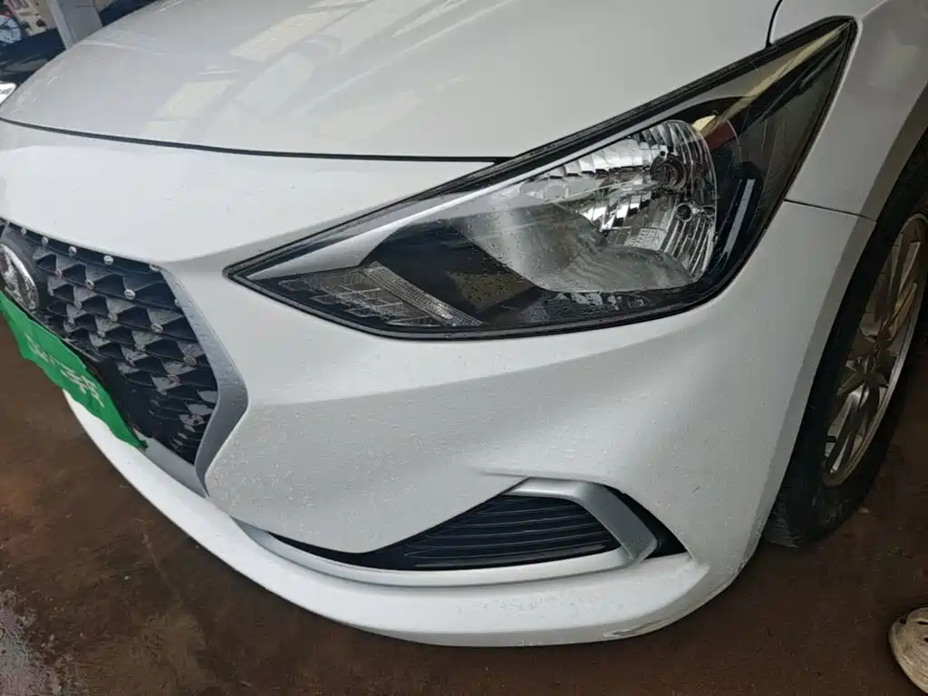 Hyundai Elantra — миниатюра 24