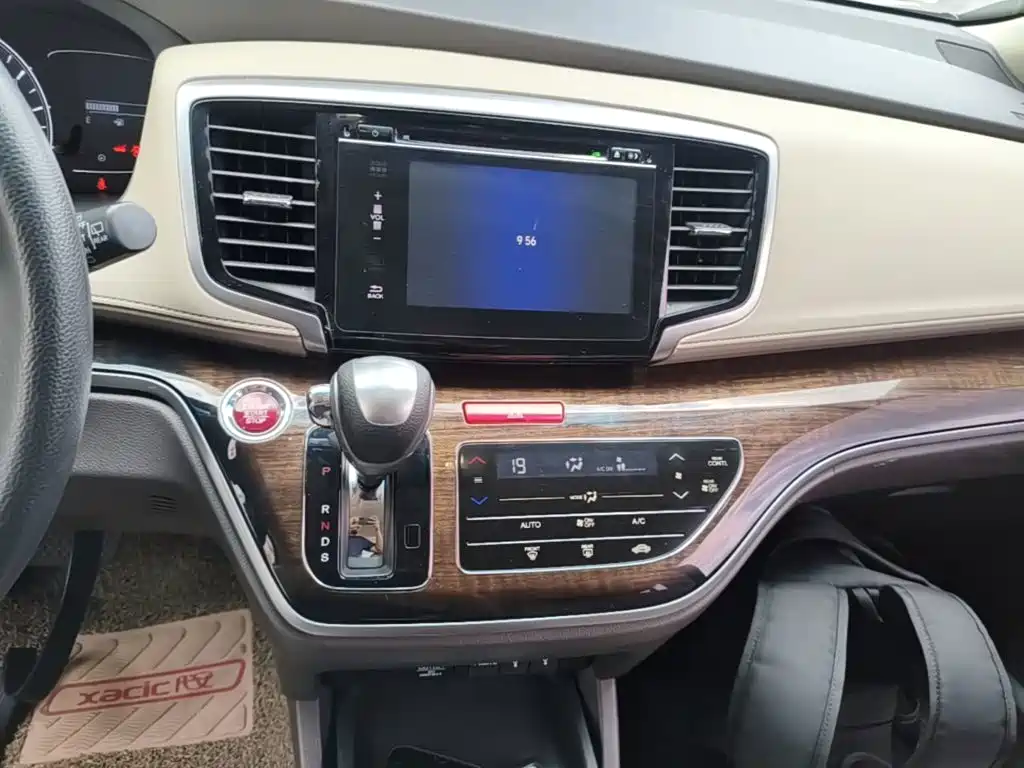 Honda Odyssey — миниатюра 13