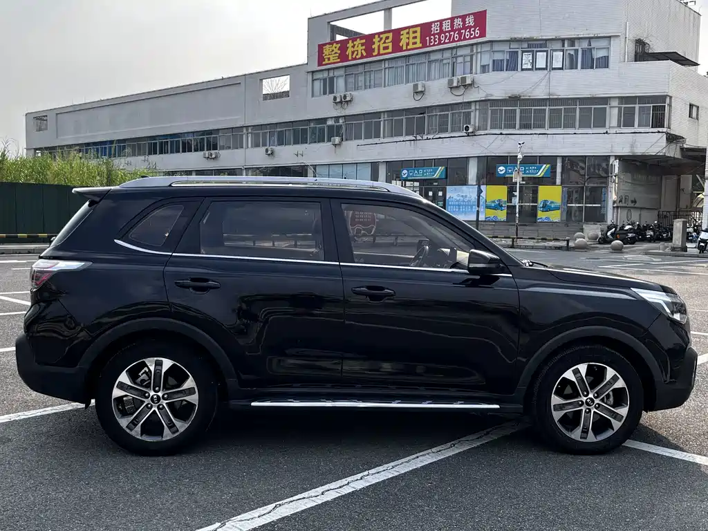 Kia Sportage — миниатюра 7