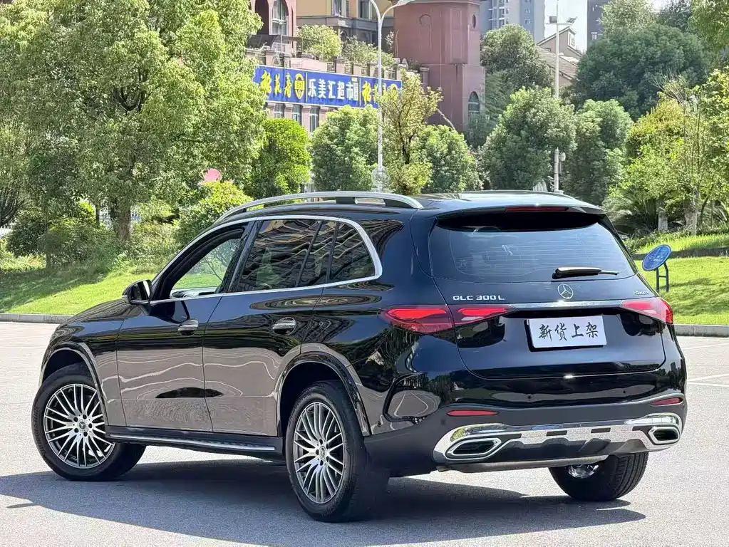Mercedes-Benz GLC — миниатюра 8
