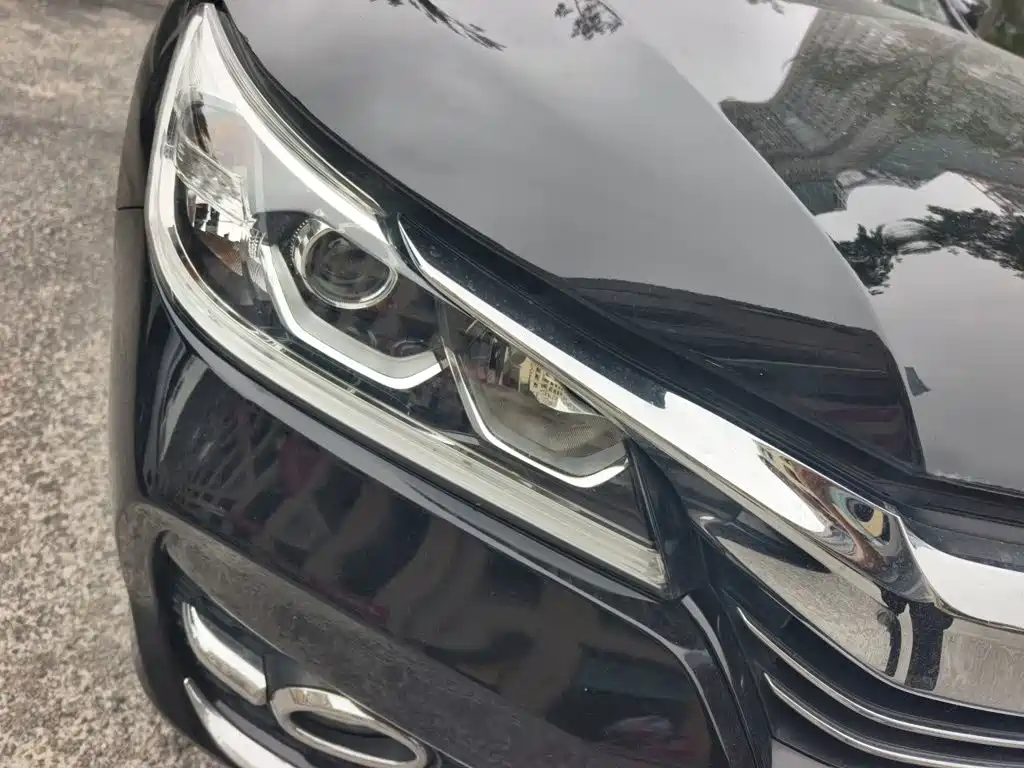 Honda Accord — миниатюра 7