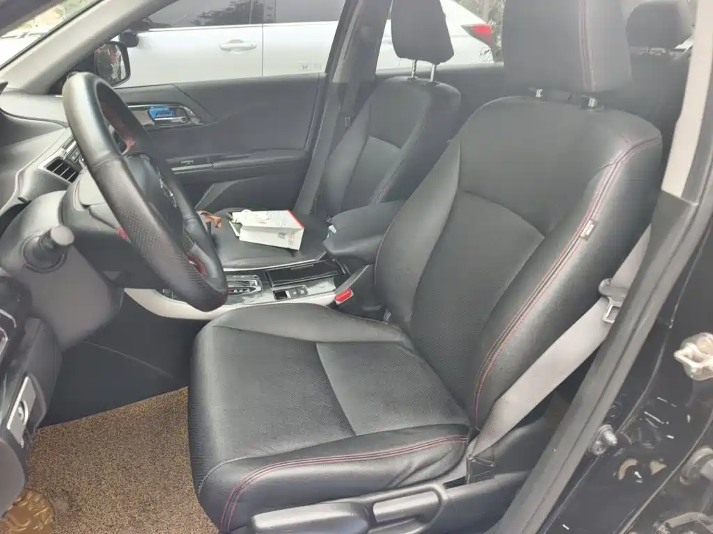 Honda Accord — миниатюра 16