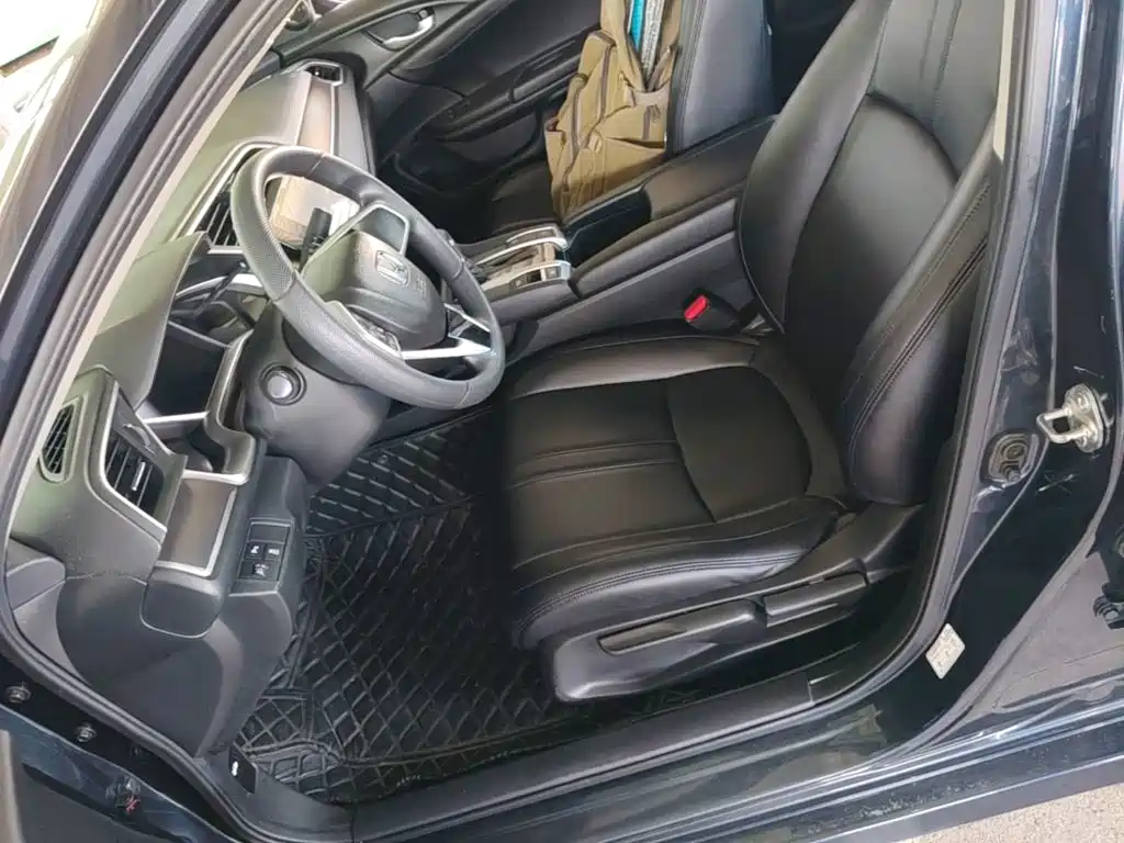 Honda Civic — миниатюра 15