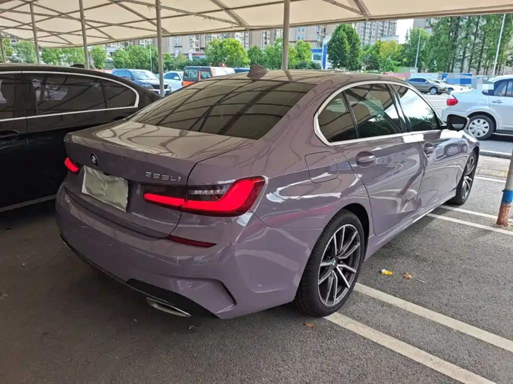 BMW 3 Series — миниатюра 7