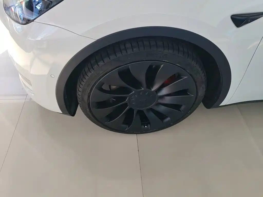 Tesla Model Y — фотографии объявления, Фото 23