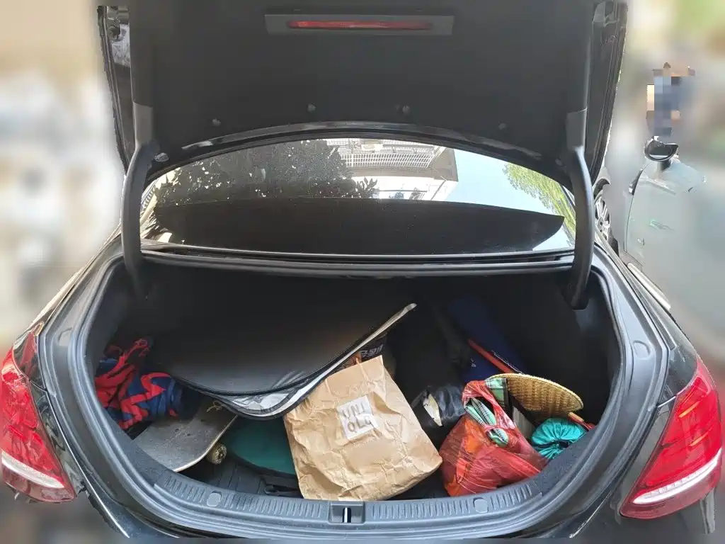Mercedes-Benz E-Class — миниатюра 15
