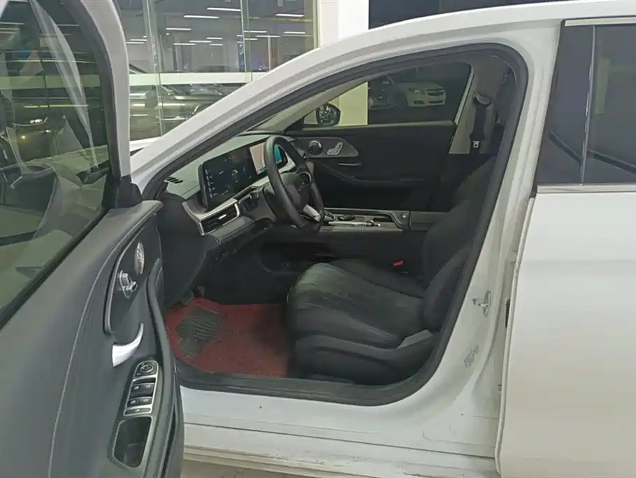 CHERY FENGYUN A8