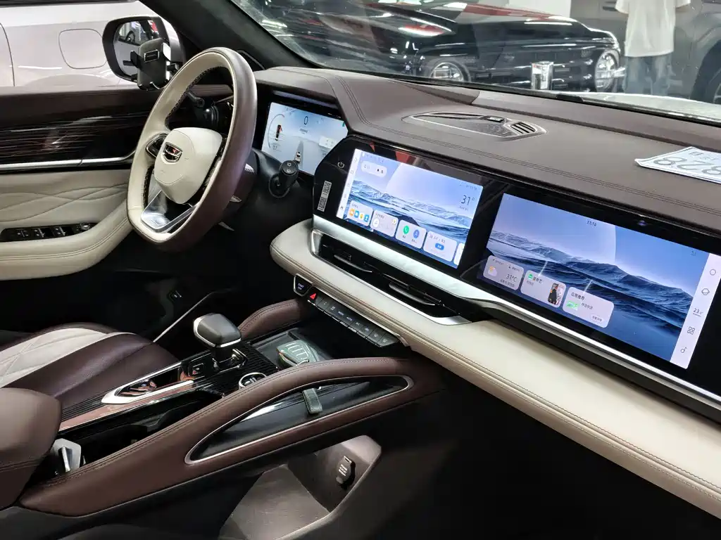 Geely Xingyue L — миниатюра 9