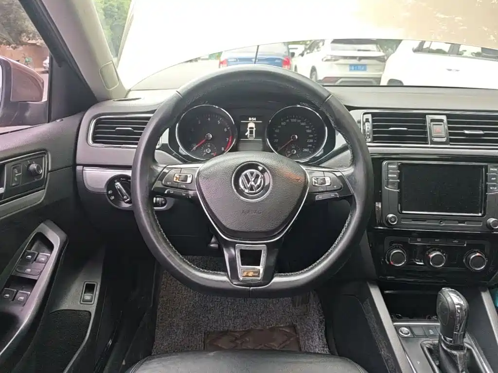 Volkswagen Sagitar — миниатюра 11