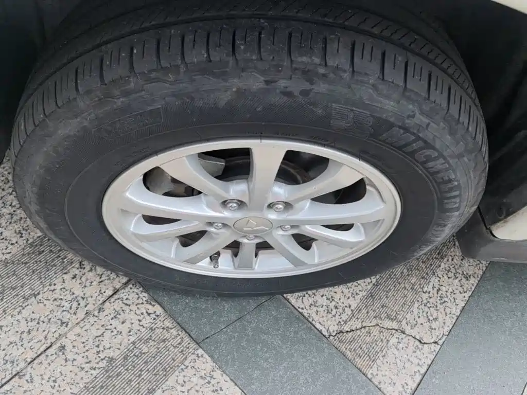 Mitsubishi ASX — миниатюра 23