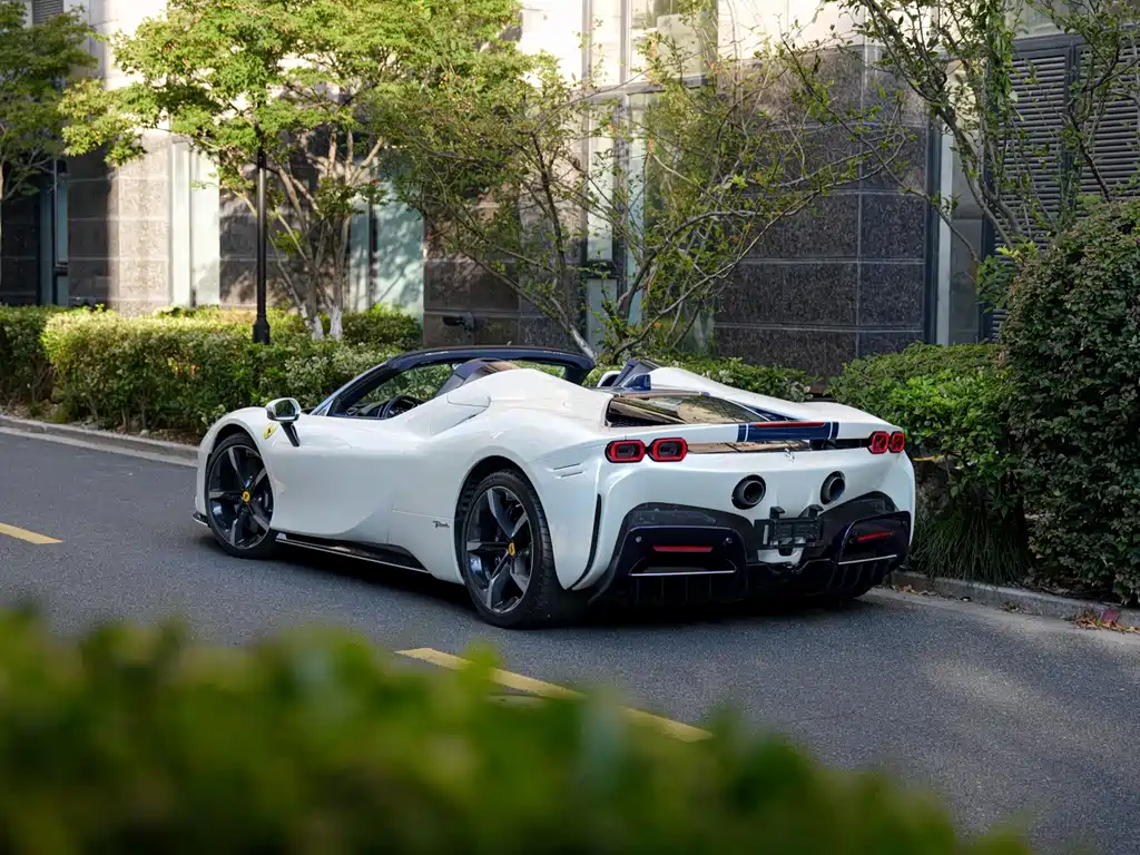 Ferrari SF90 — миниатюра 7