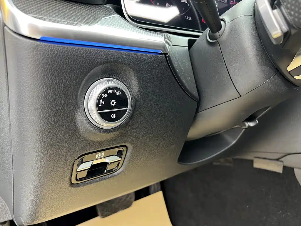 Mercedes-Benz C-Class C 2025 C 260 L Sport