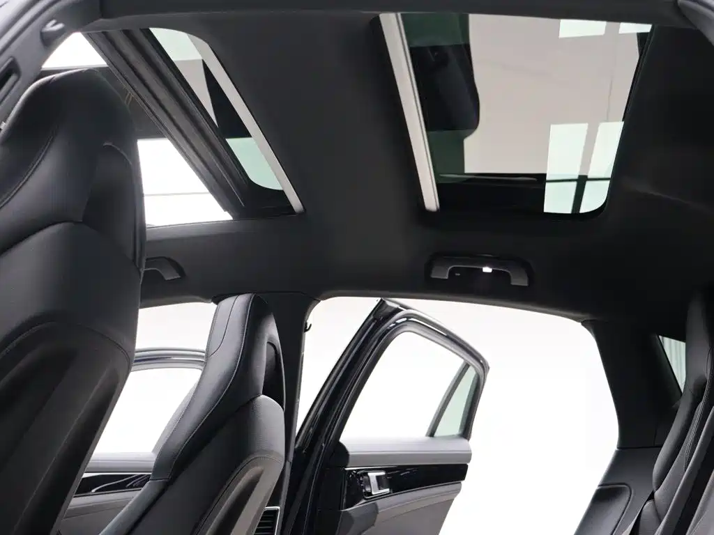 Porsche Panamera Hybrid — миниатюра 9
