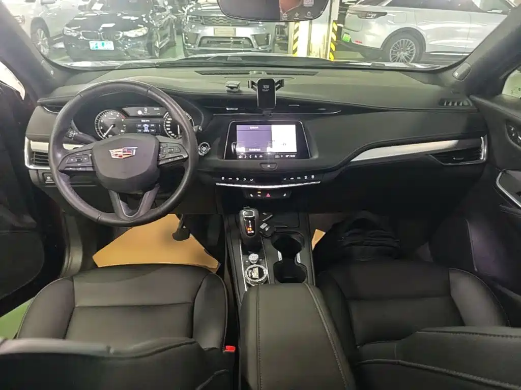 Cadillac XT4 — миниатюра 10