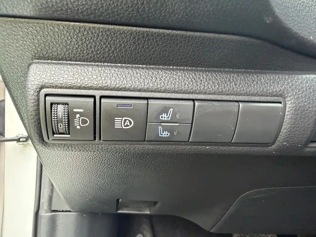 Toyota Corolla — миниатюра 15