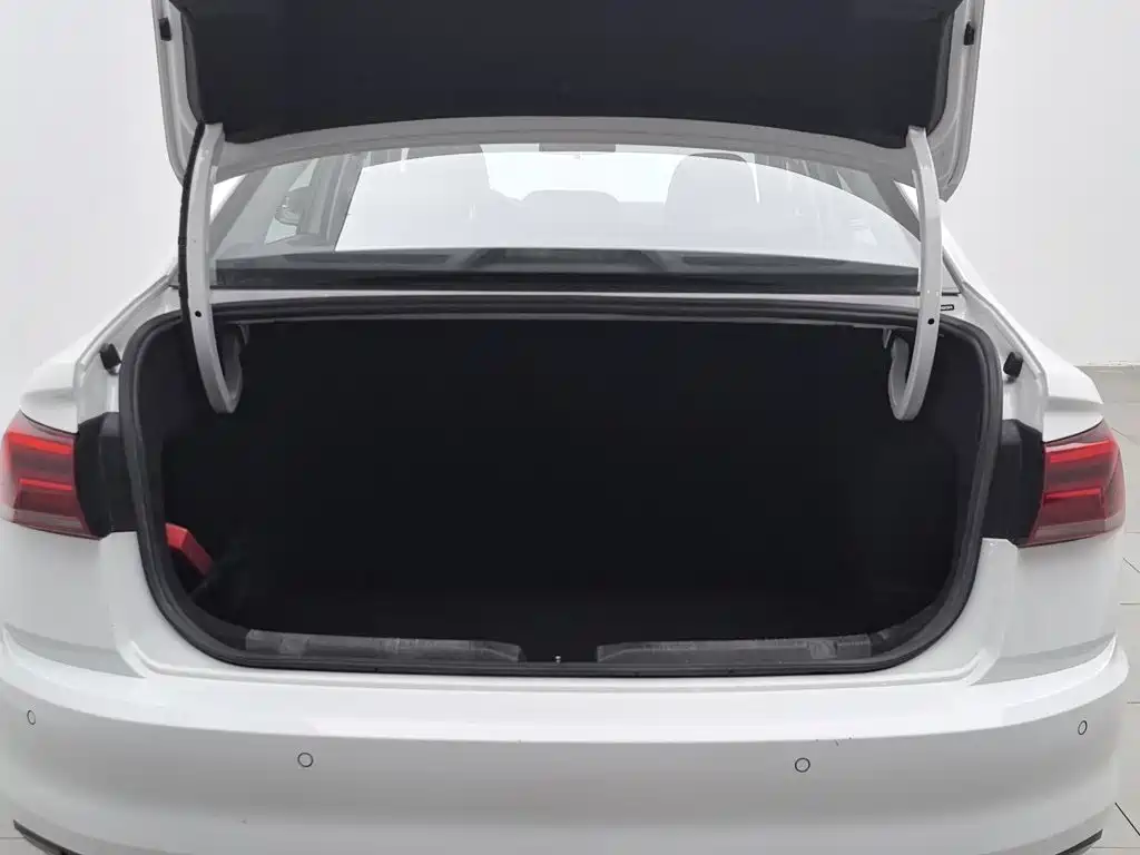 Volkswagen Bora — миниатюра 16