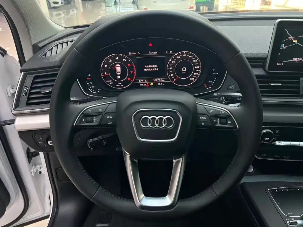 Audi Q5L — миниатюра 9