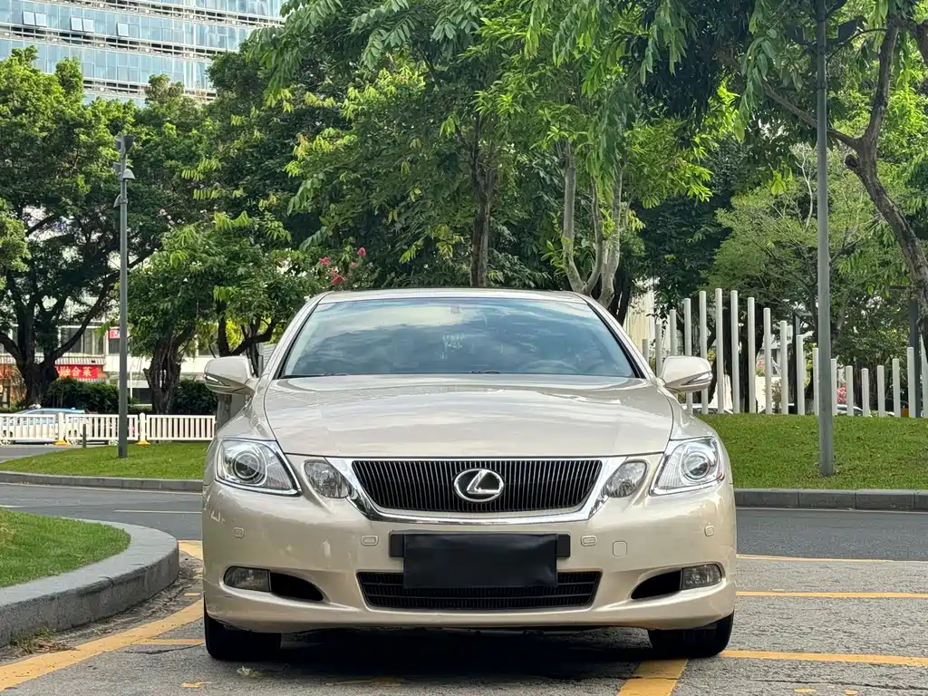 Lexus GS — миниатюра 2