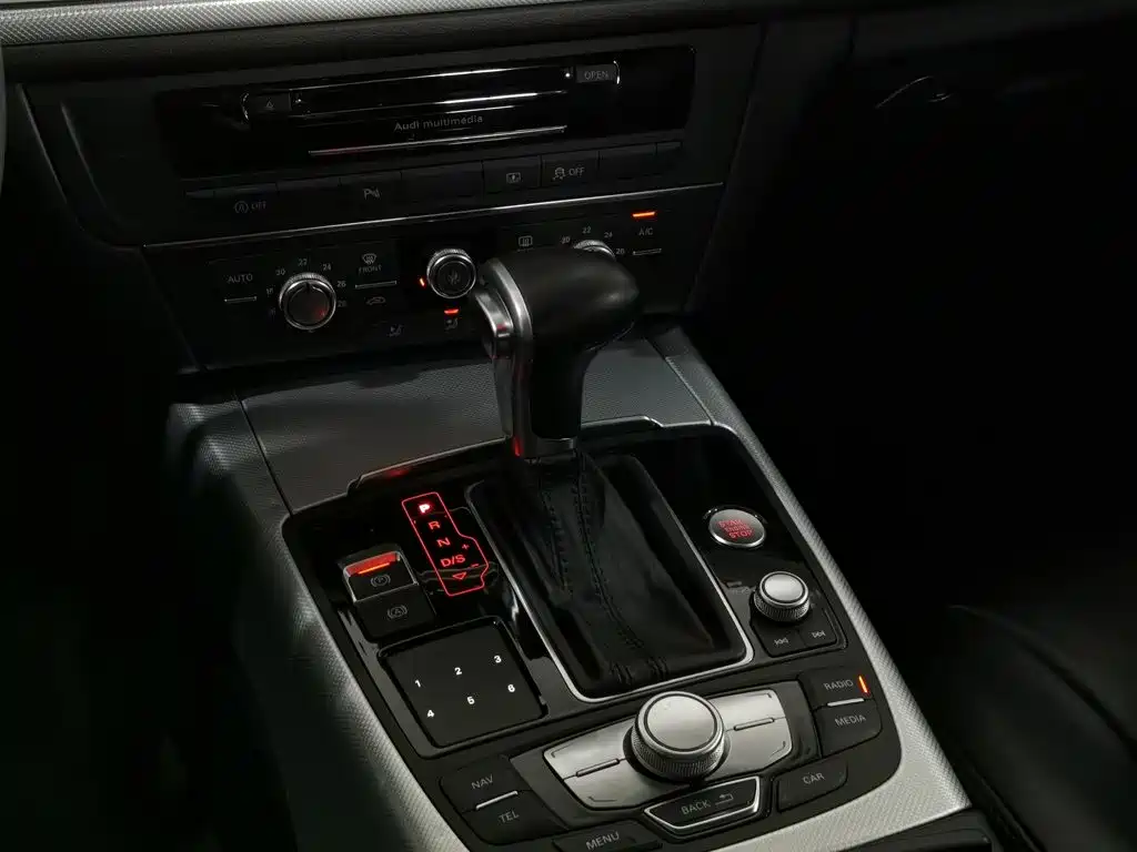 Audi A6L — миниатюра 13