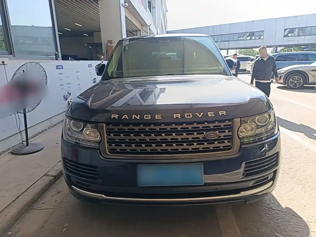 Land Rover Range Rover — миниатюра 3