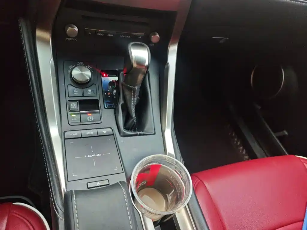 Lexus NX — миниатюра 7