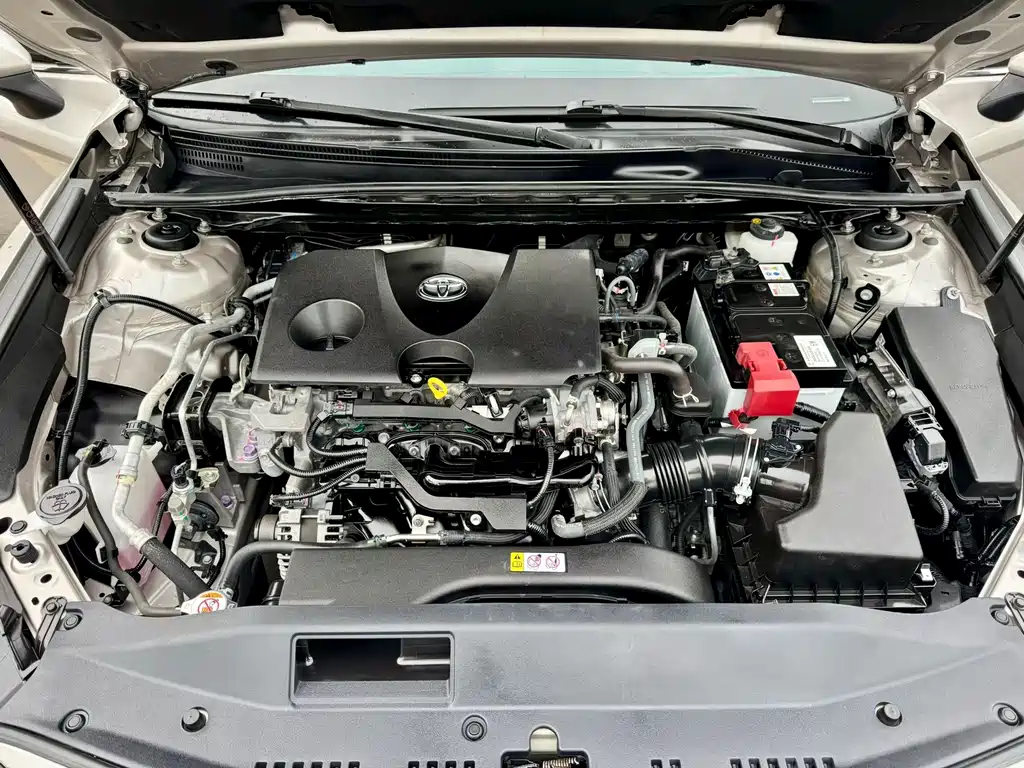 Toyota Camry — миниатюра 9