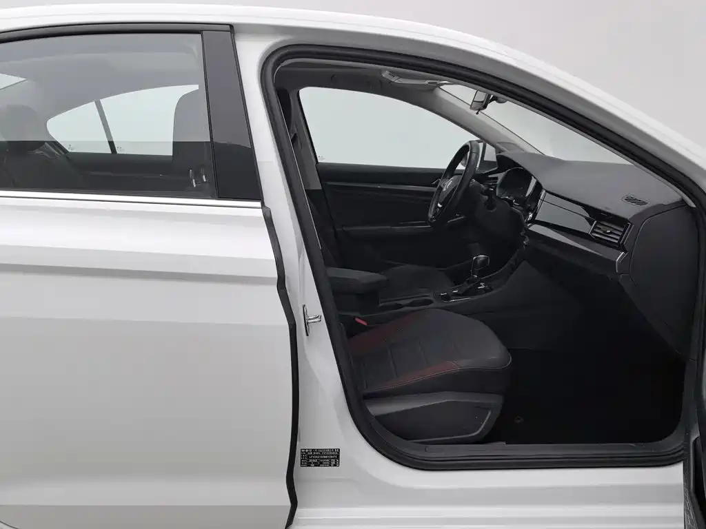 Volkswagen Bora — миниатюра 23