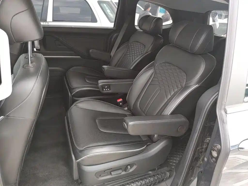 Hyundai Custo — миниатюра 17