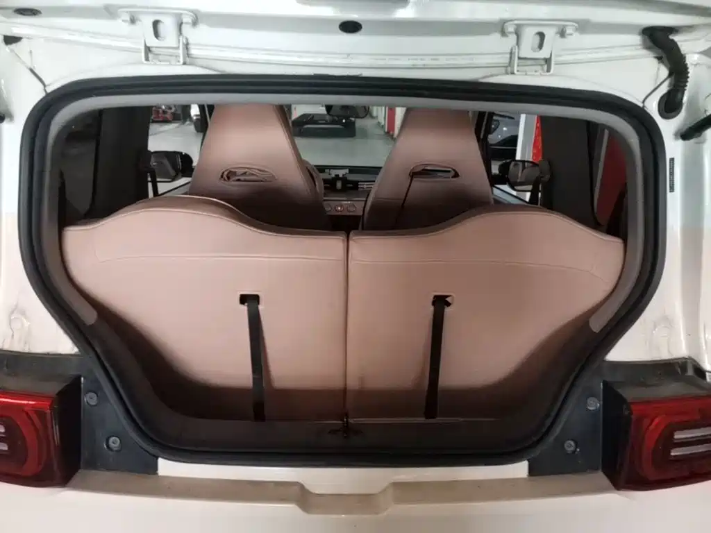 Wuling MINIEV — миниатюра 19