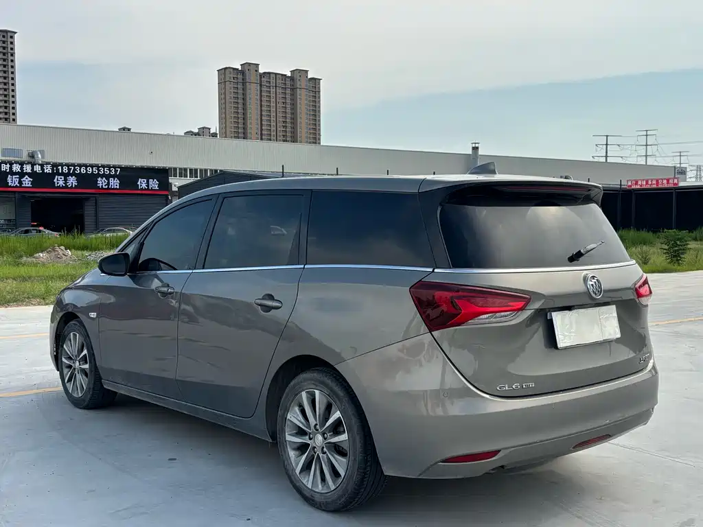 Buick GL6 — миниатюра 12