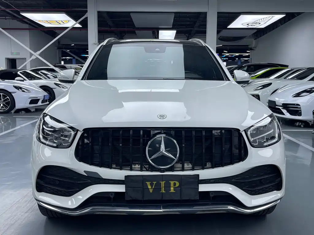 MERCEDES-BENZ GLC