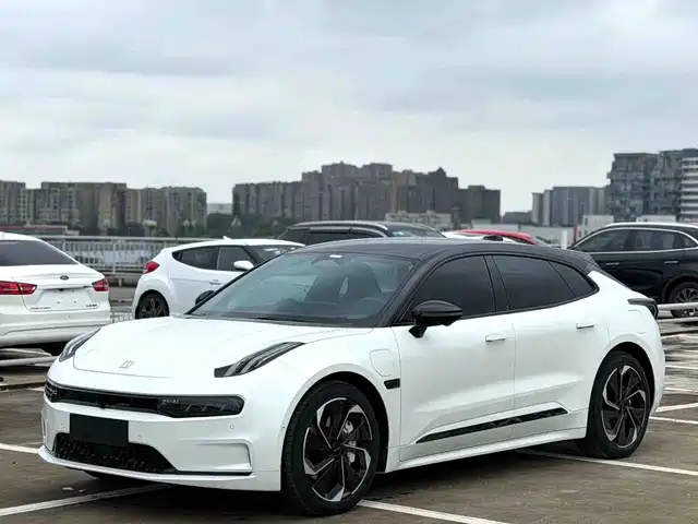 2023 Zeekr 001