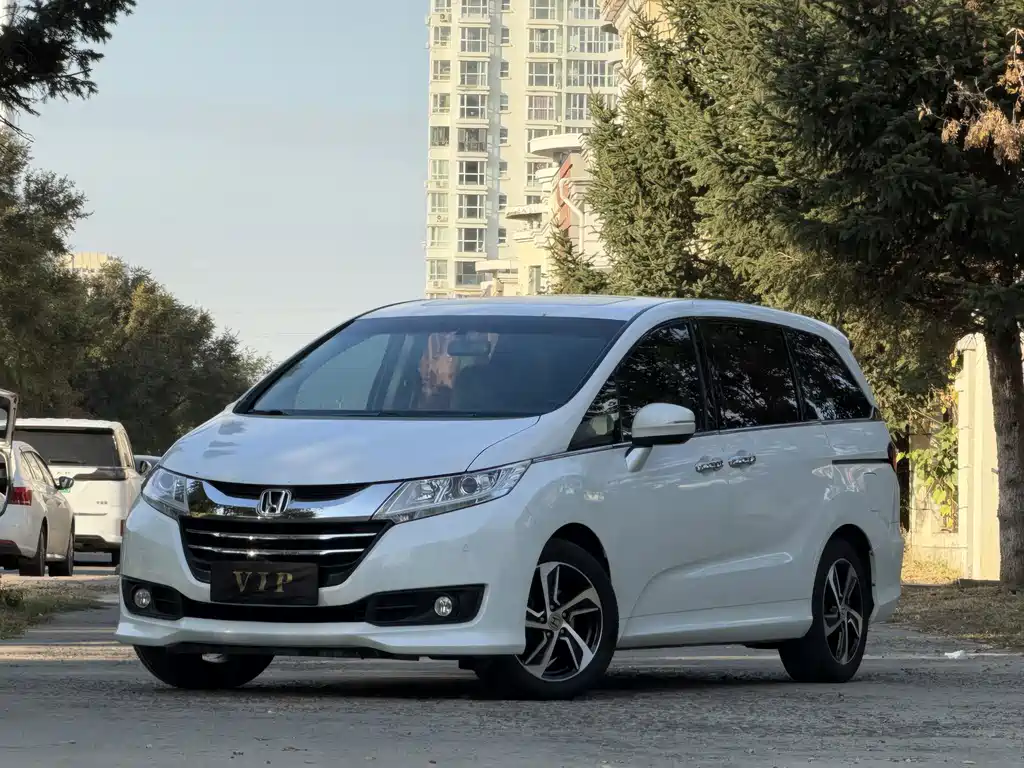 Honda Odyssey 2017 2.4L Luxury