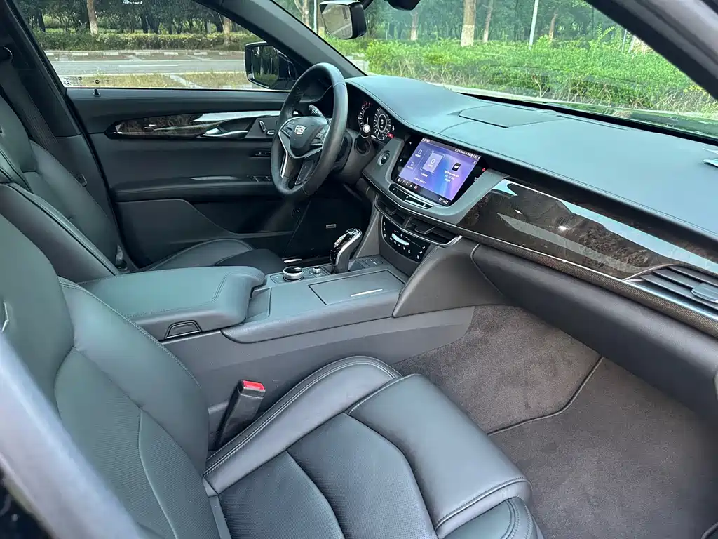 Cadillac CT6 — миниатюра 9