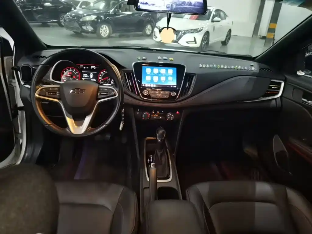 Chevrolet Monza — миниатюра 10