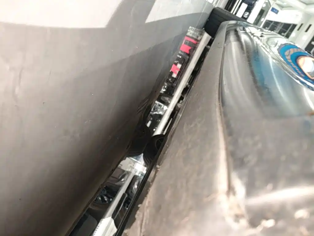 Tesla Model 3 — миниатюра 21