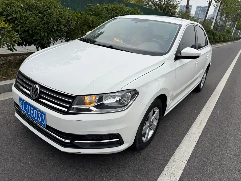 Volkswagen Santana — миниатюра 3