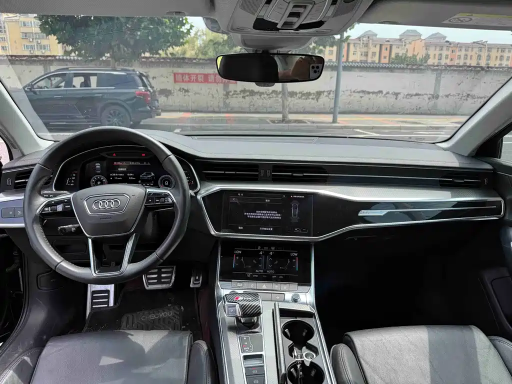 Audi A6L — миниатюра 5