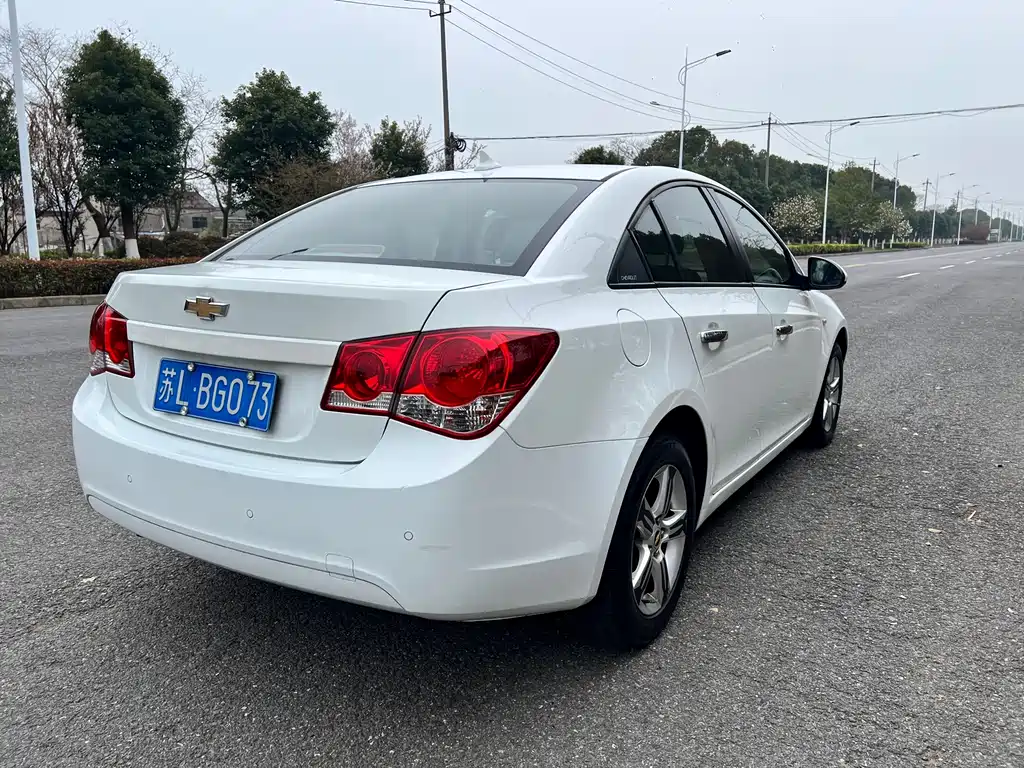 Chevrolet Cruze 2012 1.6L SE MT