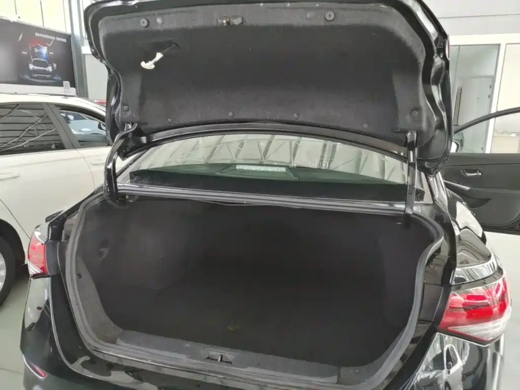 Nissan Sylphy — миниатюра 19