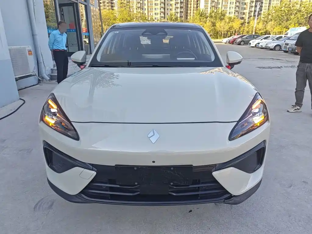 Baojun Yunhai — миниатюра 3