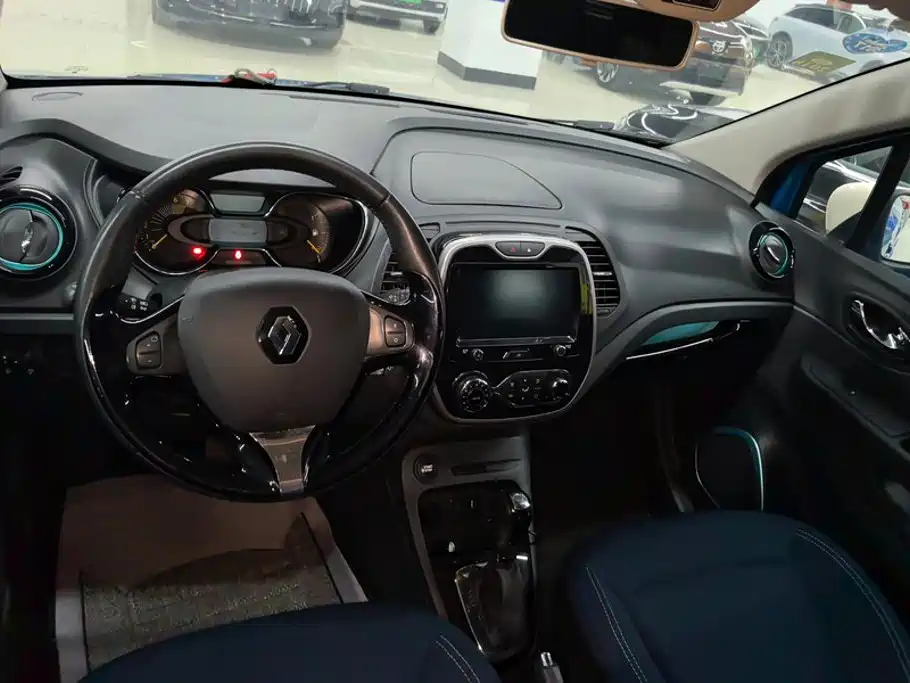 Renault Captur — миниатюра 12