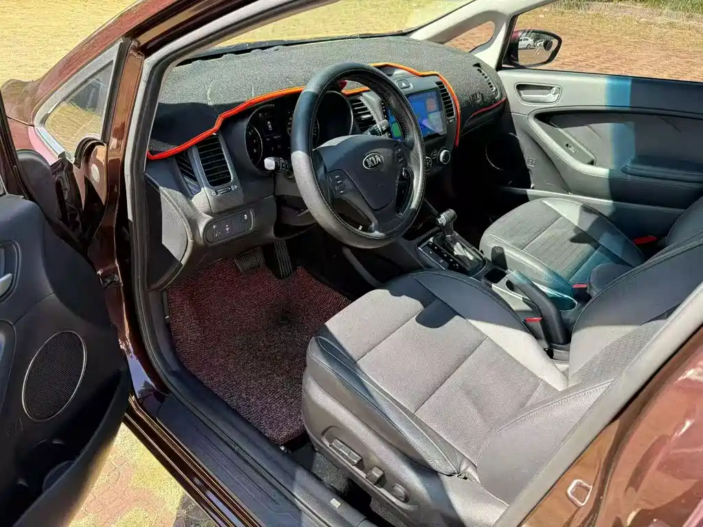Kia K3 — миниатюра 4
