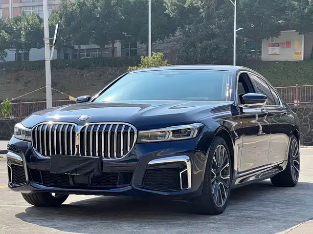 BMW 7 SERIES
