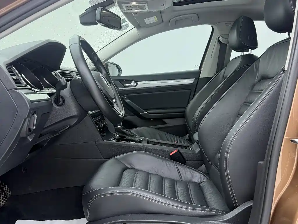 Volkswagen Lamando — миниатюра 10