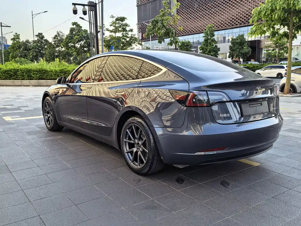Tesla Model 3 — фотографии объявления, Фото 9