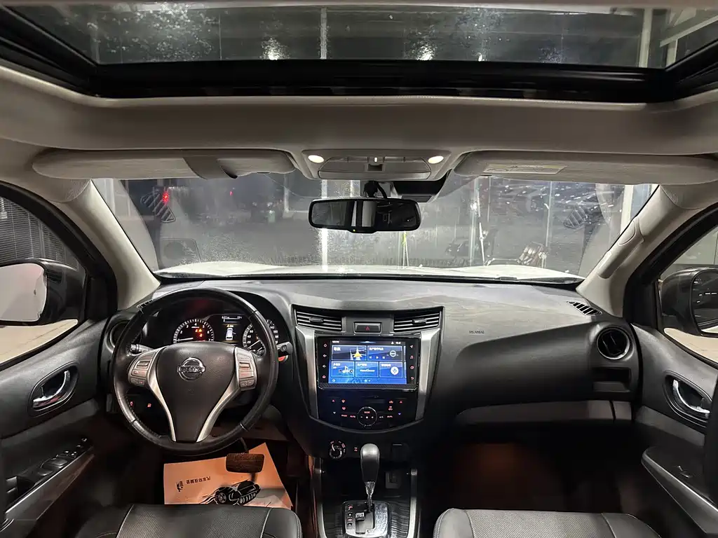 Nissan Terra — миниатюра 6